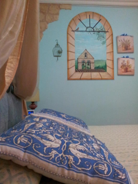 Bed And Breakfast A Casa Delle Fate Assis Quarto foto